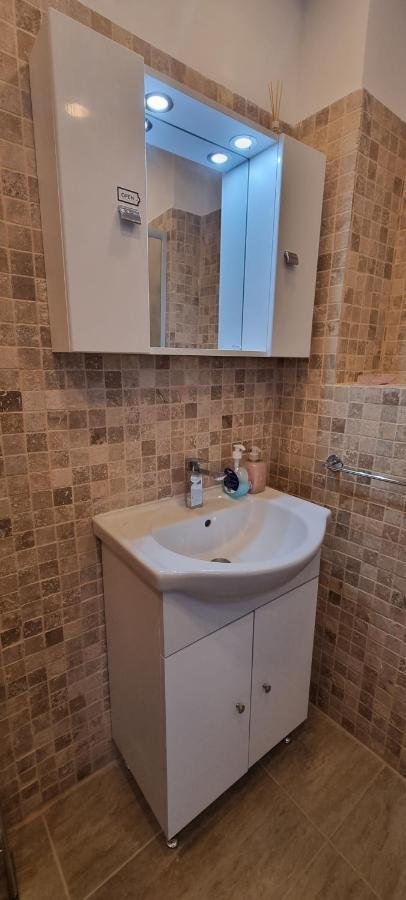 Alt Studio Apartment Bucureşti Exterior foto
